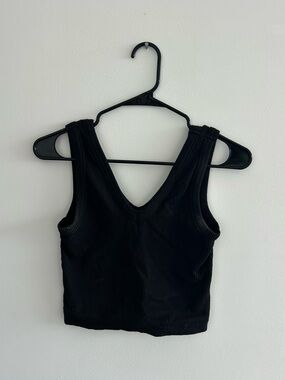 Old Navy Black Ribbed Cropped Tank Top